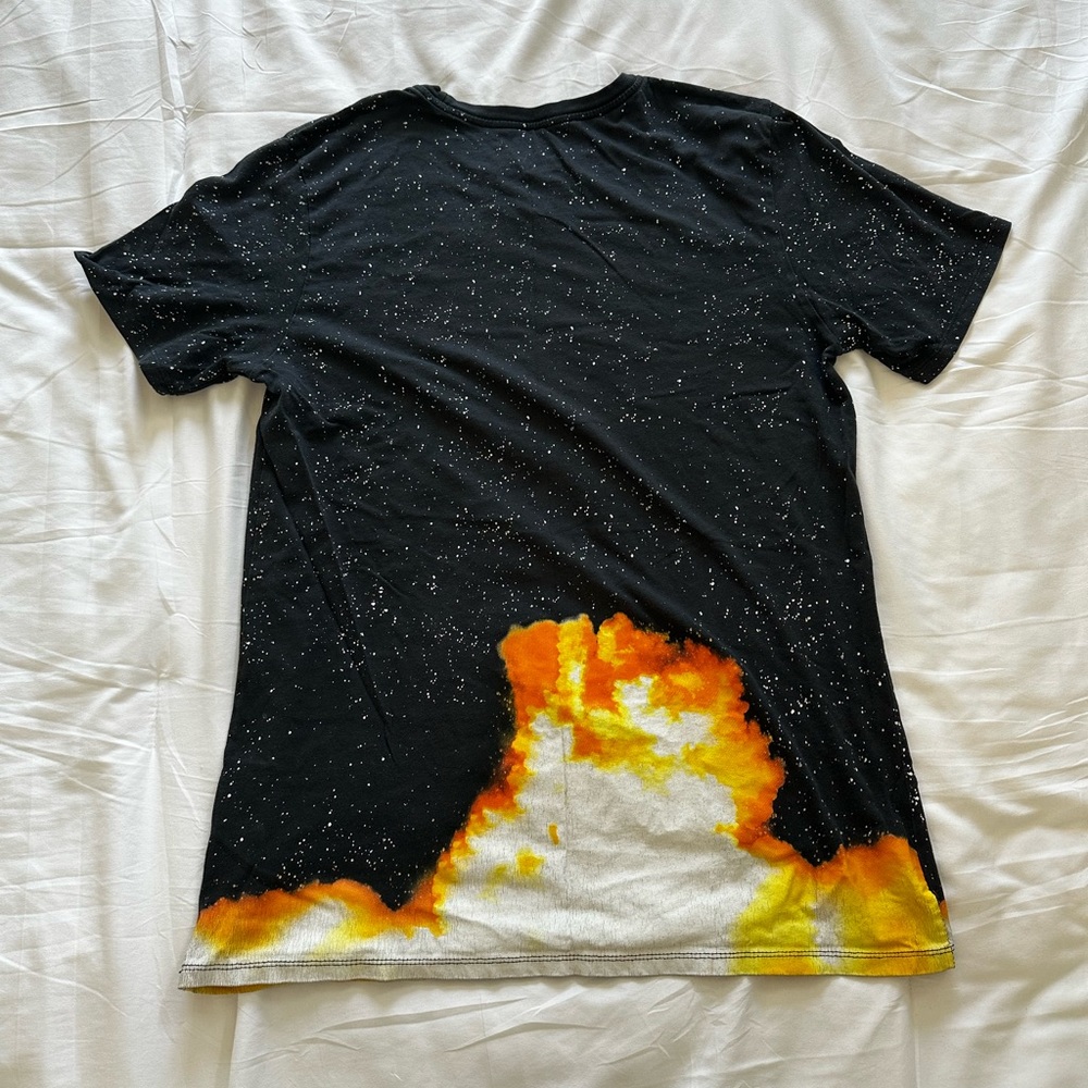 Nike graphic tee - Picture 2 of 4